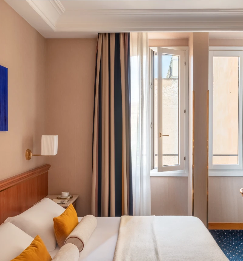 Spacious and bright Triple Room with double bed and additional space, ideal for families and small groups visiting Rome - Hotel Diocleziano, BZAR hotels in Rome
