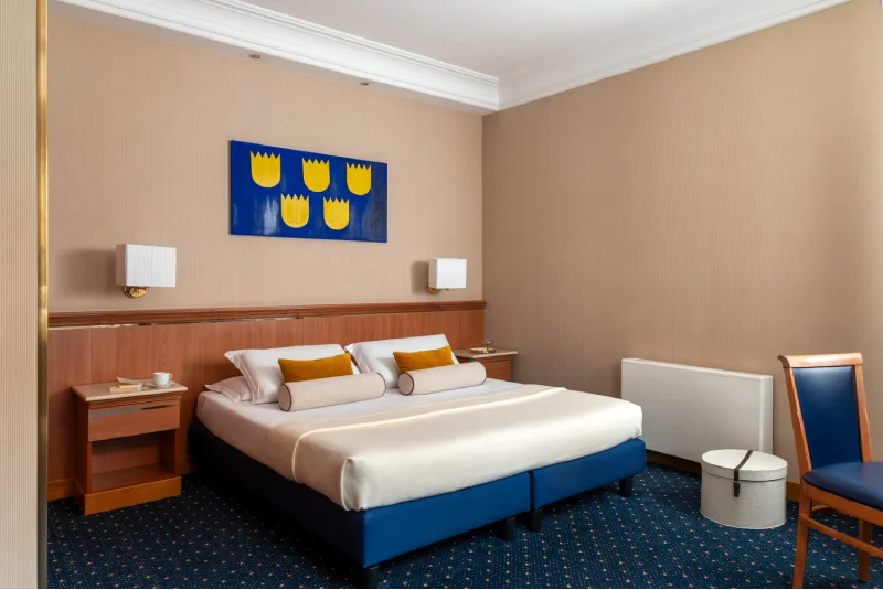 Spacious and bright Triple Room with double bed and additional space, ideal for families and small groups visiting Rome - Hotel Diocleziano, BZAR hotels in Rome