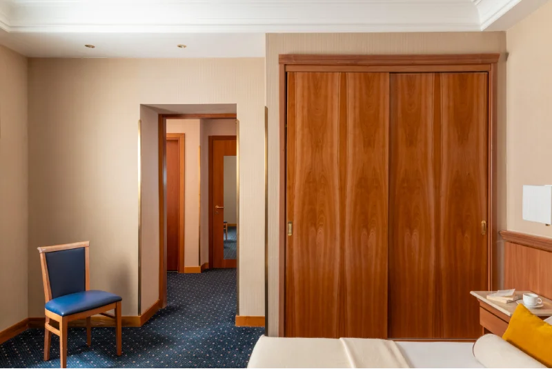 Spacious Triple Room with large wardrobe and functional layout, perfect for extended stays in Rome - Hotel Diocleziano, BZAR hotels in Rome