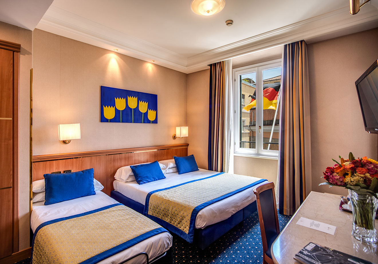 Triple rooms in italy